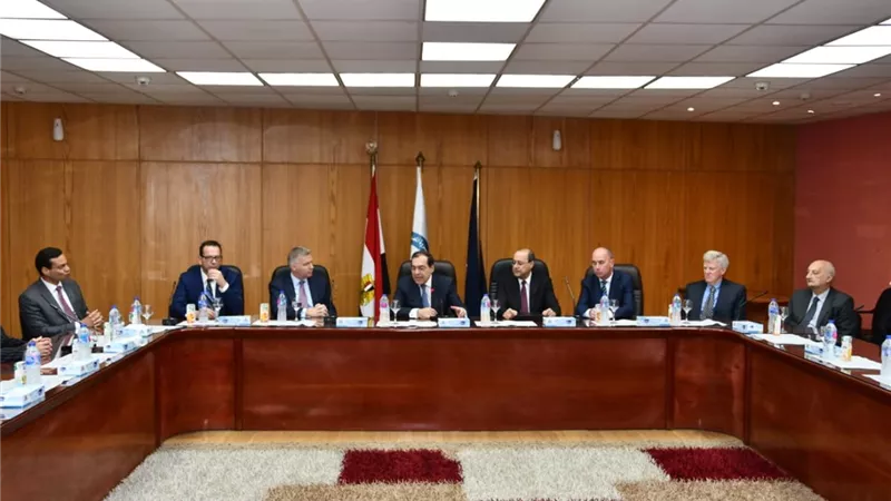 الملا: دعم منظومة صناعة البتروكيماويات لتعظيم القيمة المضافة