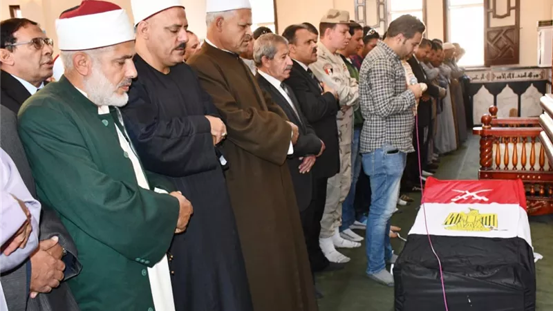 تشييع جنازة شهيد سيناء في مسقط رأسه بابو حمص..صور
