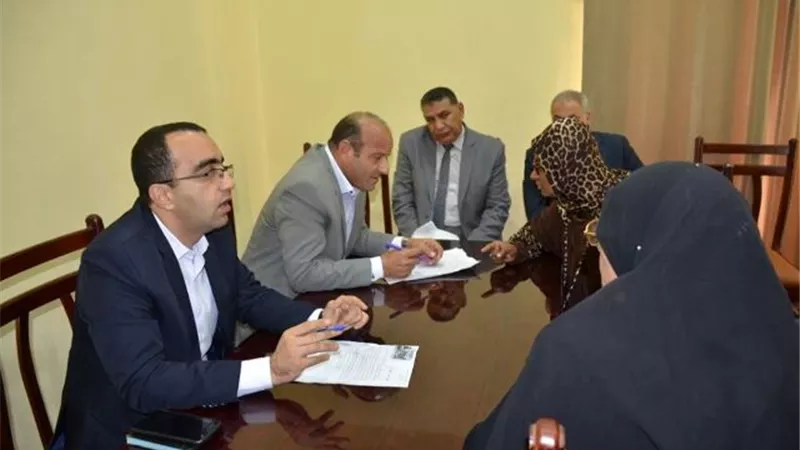 نائب محافظ الإسماعيلية يواصل لقاءات خدمة المواطنين ..صور
