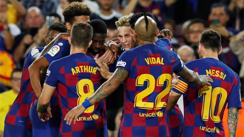 برشلونة يخطط لصفقتين قويتين خلال الصيف المقبل