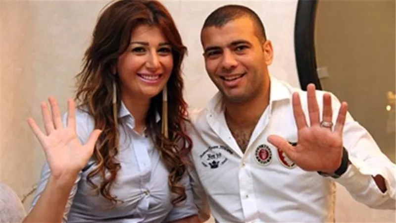 زوجة عماد متعب تشعل السوشيال ميديا