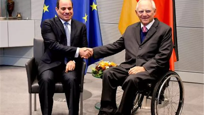 السيسي يزور الرايخستاج المقر التاريخي للبرلمان الألماني