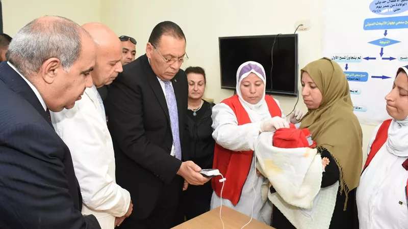 انطلاق مبادرة الكشف المبكر عن ضعف وفقدان السمع لحدثيى الولادة بالشرقية