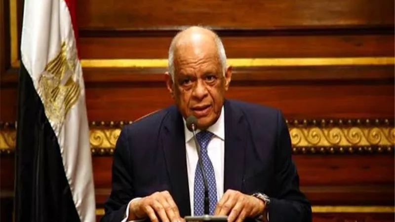 رئيس النواب: بعض الوزراء لا يقوموا بأداء عملهم كما يجب