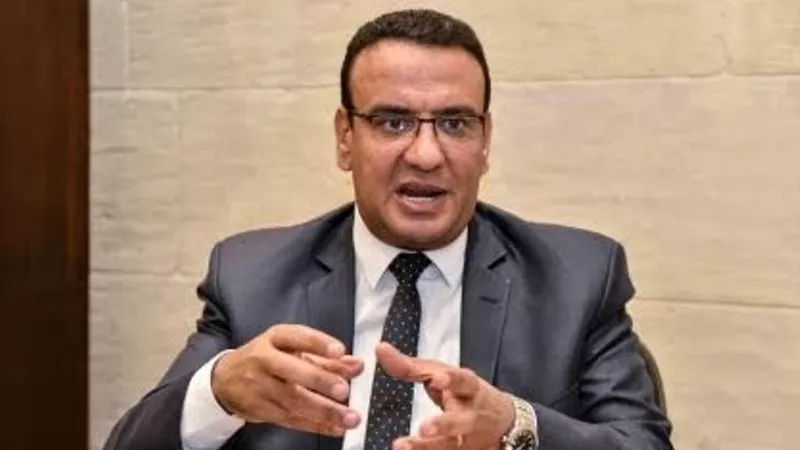 متحدث النواب يطالب بحسم أزمة شيكات الأعضاء