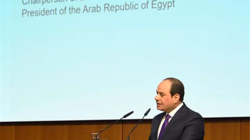 السيسي : تغلبنا على التحديات المزمنة التي كانت تواجهنا واستطعنا ربط مصر بدول الجوار الافريقي