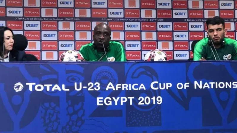 المدير الفنى لجنوب افريقيا: ما زالت الفرصة قائمة للتأهل للأولمبياد