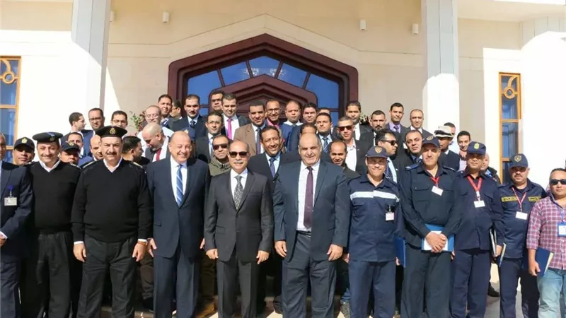 وزير الطيران المدني:أنقذتم الطائرة الأوكرانية من كارثة إنسانية