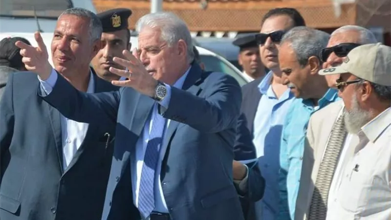 فودة.. نقل الأكشاك علي رصيف طور سيناء الي الحديقه المواجهه للكورنيش