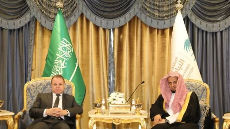 النائب العام يزور نظيره السعودي ويتفقد السجون بالرياض.. صور