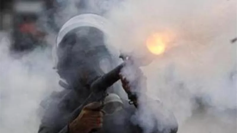 استخدام الغاز المسيل للدموع والهراوات لتفريق اجتماع للمعارضة بزيمبابوي