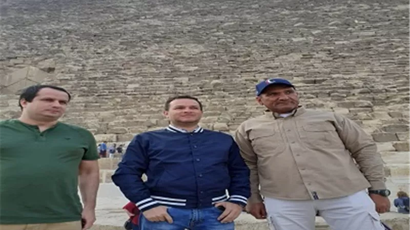 وزير التجارة الخارجية والسياحة لدولة بيرو في ضيافة الأهرامات