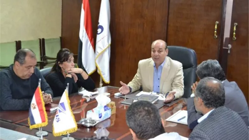 تطبيق الحد الأدنى للأجور فى السكة الحديد للخدمات يناير القادم