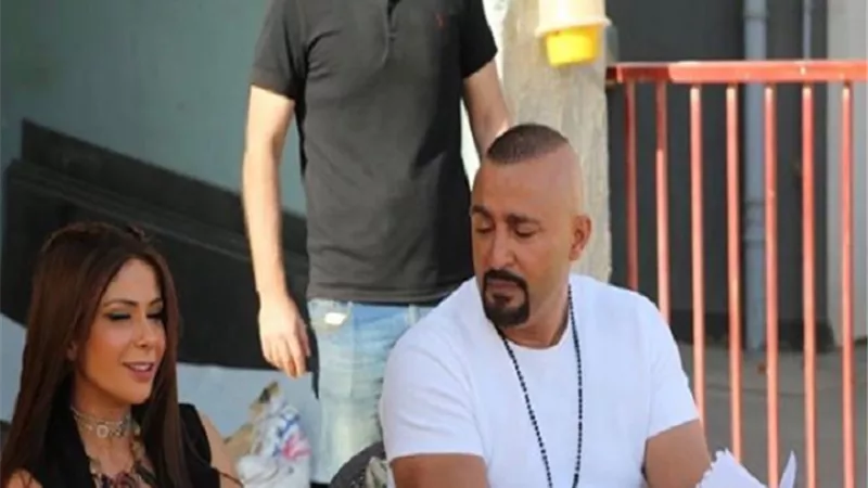 شاهد...السقا ومنى زكى فى كواليس 