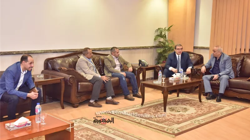 وزير القوى العاملة يصل أسيوط لافتتاح ملتقى التوظيف