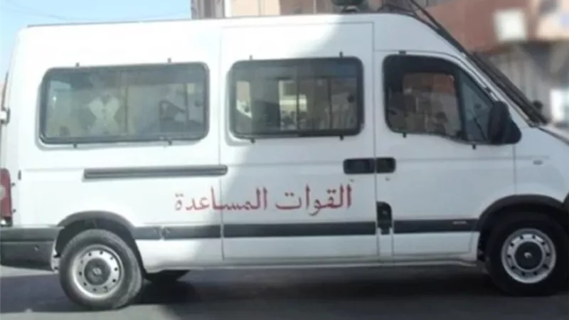 مقطع فيديو من داخل سيارة شرطة على مواقع التواصل يثير الجدل