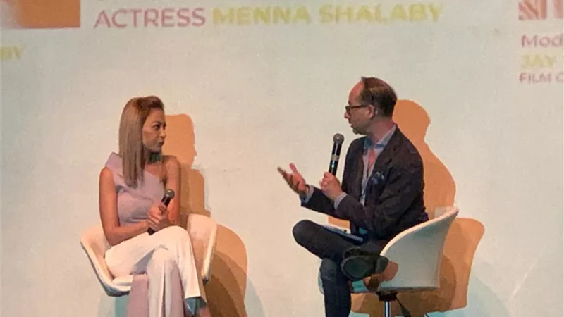 منة شلبى تكشف عن عشقها فى العمل مع المخرجات السيدات .. لهذا السبب