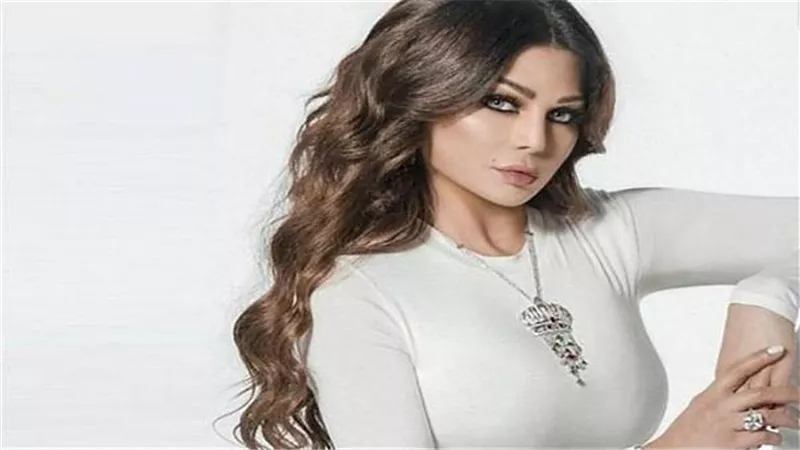 هيفاء وهبي تحذر السقا وعز: خافوا منى.. فيديو
