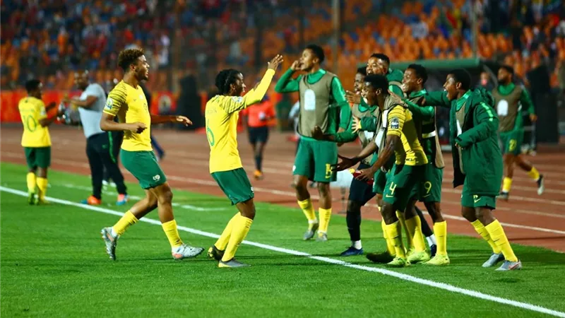 شاهد احتفال لاعبى جنوب افريقيا بالصعود لاولمبياد طوكيو.. صور