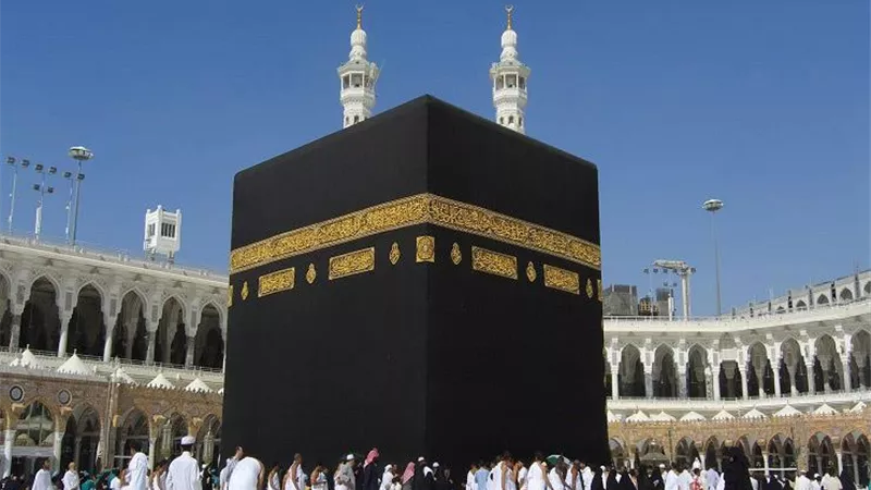 حجز عمرة الصحفيين وأسرهم بالتقسيط غدا