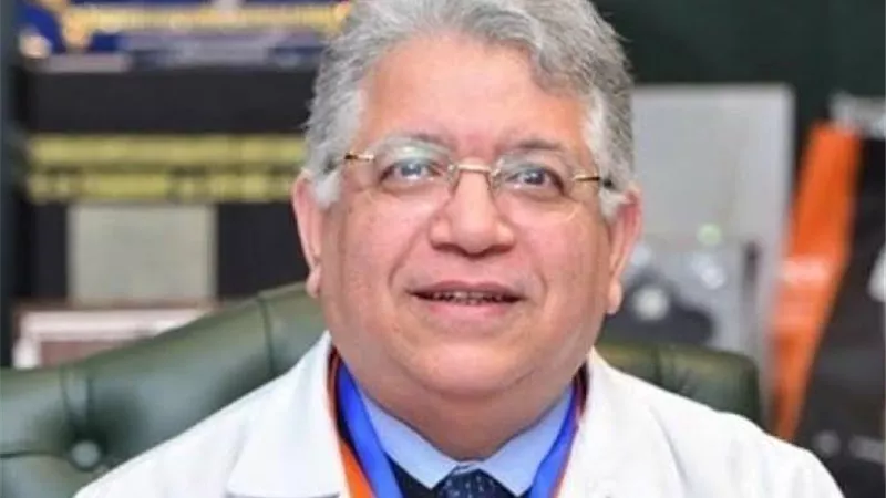 الاتحاد الاسيوي للكبد يمنح د.جمال شيحه جائزة 