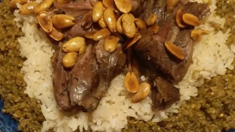 فريك باللحمة و الأرز و المكسرات بطريقة سورية