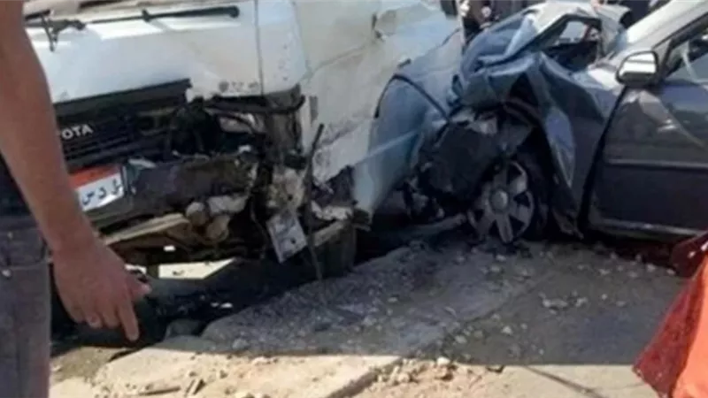 مصرع 3 وإصابة 11 في تصادم سيارة بجرار زراعي في الوادي الجديد