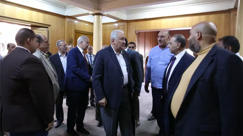 نقيب المحامين يتفقد لجان الجمعية العمومية المنعقدة غدا