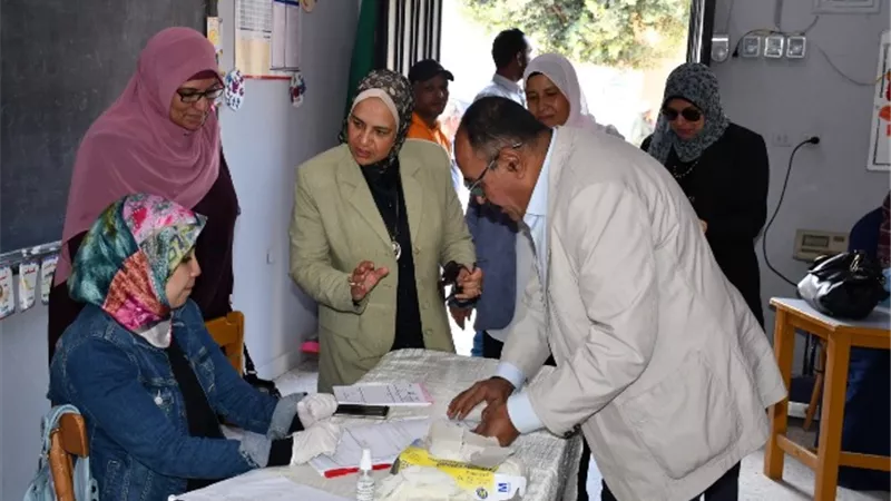 قافلة استثنائية لعزبة الصفيح الأكثر احتياجا في الإسماعيلية ..صور