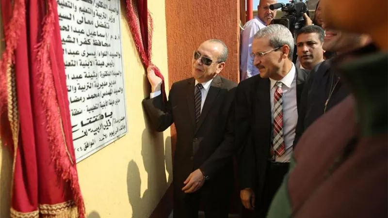 محافظ كفر الشيخ يفتتح أعمال توسعة مدرسة قلين الرسمية للغات
