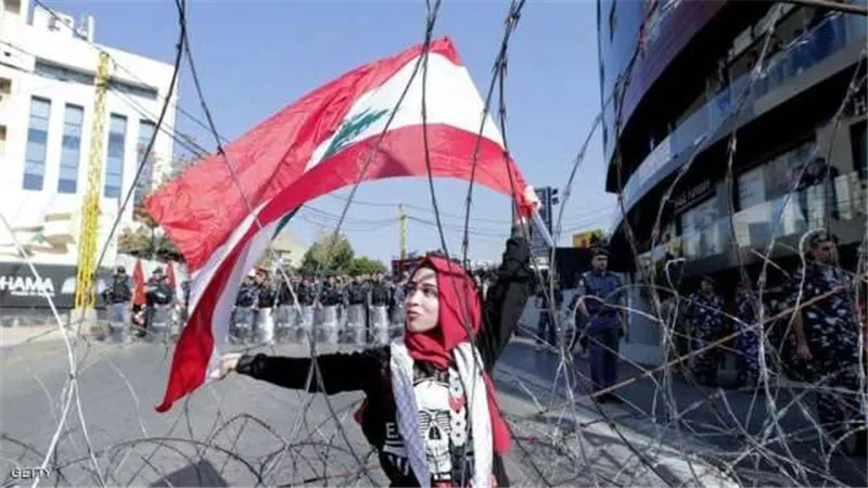 لبنان.. دعوات لقطع الطرقات في اليوم الـ40 لانطلاق الاحتجاجات