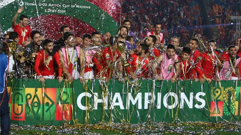عقب التتويج بامم افريقيا.. صرف مليون جنيه مكافأة للمنتخب الأولمبى