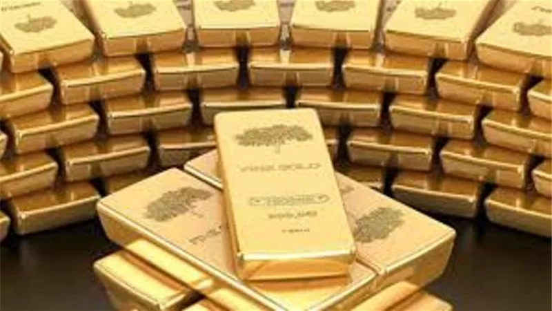الذهب يتراجع مع تعزز الإقبال على المخاطرة بفضل آمال التجارة