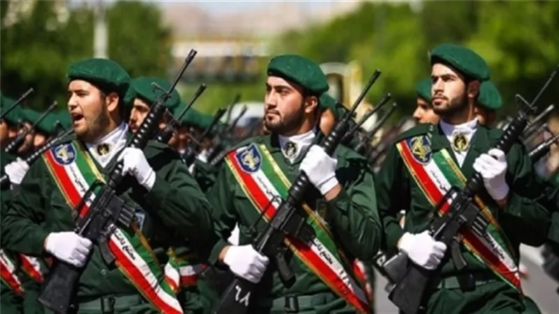 الحرس الثورى الايرانى يلوح بالحرب