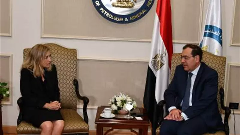 سفيرة النرويج توجه دعوة إلى الملا لحضور المعرض العالمى للبترول
