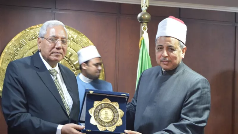 رئيس قطاع المعاهد الأزهرية: الوعي الأسري والتربية السليمة مهمان في بناء المجتمع