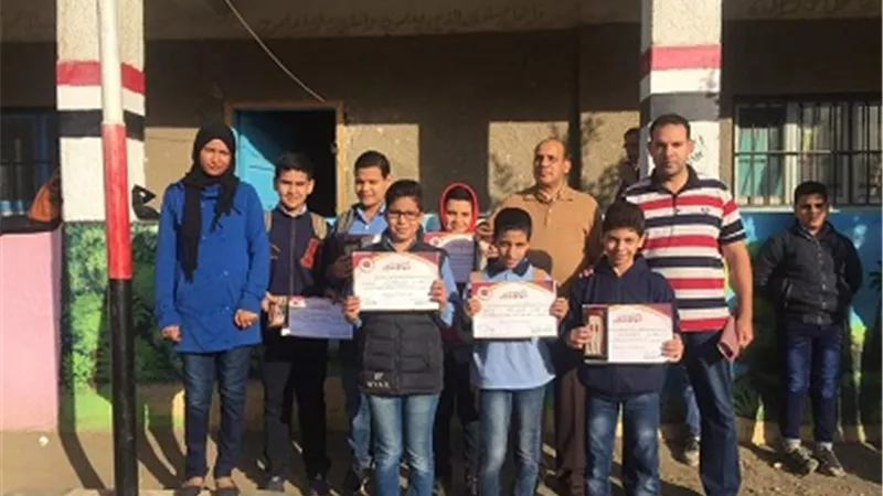 تكريم حفظة القرآن الكريم في مسابقة التعليم بالخانكة..صور