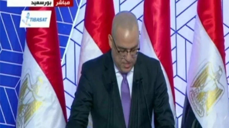 الجزار : تكلفة مشروعات شبكة الطرق القومية 39 مليار جنيه