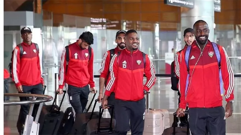 منتخب الإمارات يصل قطر للمشاركة فى كأس الخليج..فيديو