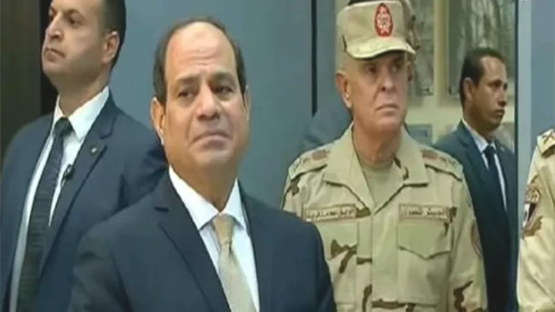 الرئيس السيسي يستمع لشرح فني حول عمل أنفاق 3 يوليو