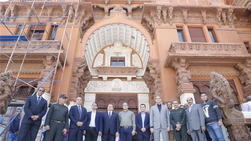 وزير الآثار يستقبل لجنة ثقافة النواب بقصر البارون لمتابعة أعمال تطويره بتكلفة ١٠٠ مليون