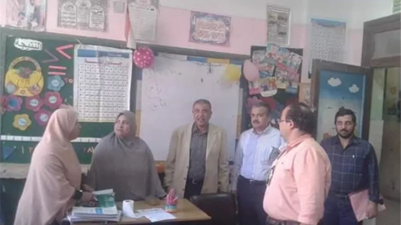 لجنة لتفقد مدارس أسيوط بعد شائعة الإصابة بفيروس سي