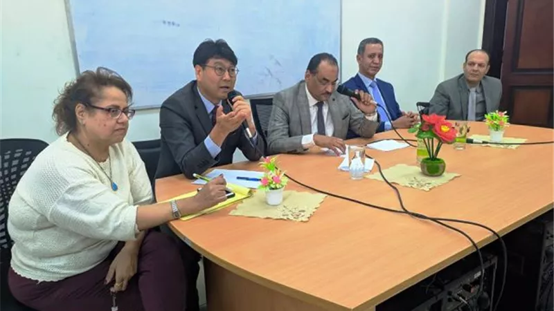 رئيس جامعة بنى سويف التكنولوجية يستقبل القنصل العام الكورى