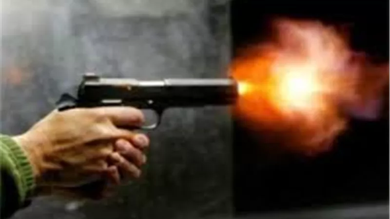 مسلح يطلق النار على شخصين في مدرسة وينتحر