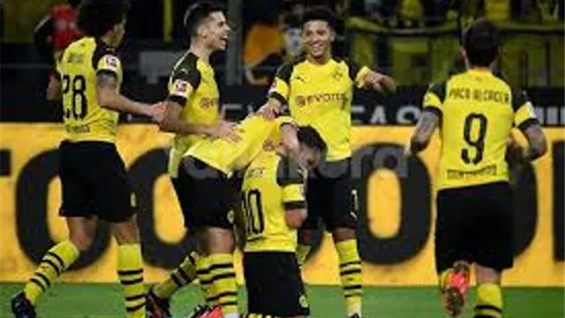 التشكيل المتوقع لبروسيا دورتموند أمام برشلونة