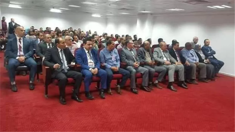 الطيار وائل النشار : زي موحد للعاملين بالمطارات للحفاظ علي الصورة المشرفة