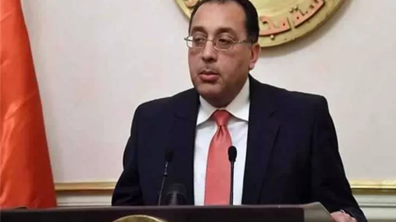 ارتياح فى الشارع المنياوى ومطالبة الجديد بالنزول للشارع