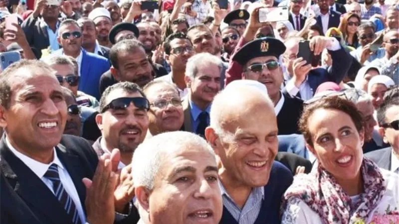 فى أجواء إحتفالية بمدينة أسوان .. تدشين تمثال وميدان جراح القلب العالمى الدكتور مجدى يعقوب
