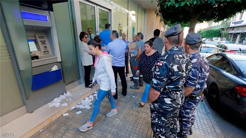 الهيئات الاقتصادية اللبنانية تدعو لإضراب عام لإنهاء الأزمة