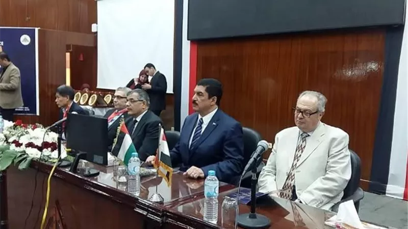 مؤتمر بجامعة بنها : عن عبور الفجوة بين النظرية والتطبيق في الطب